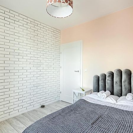 Jutrzenka Apartman Wrocław Kültér fotó